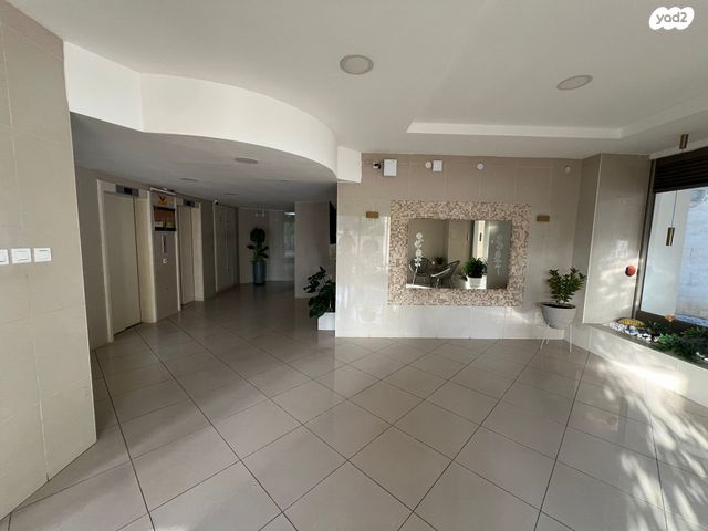 דירה, שדרות ששת הימים 48, נווה אליעזר וכפר שלם מזרח, תל אביב יפו