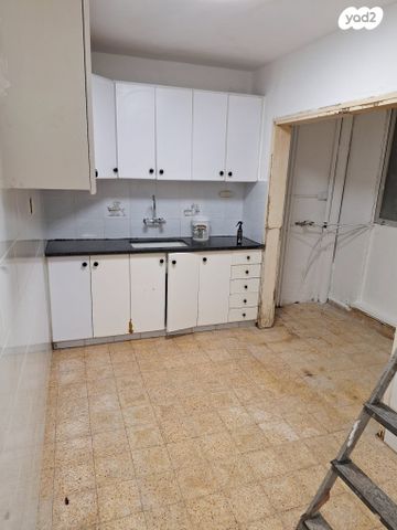 דירה, הרב קוק 1, רובע ב', אשדוד