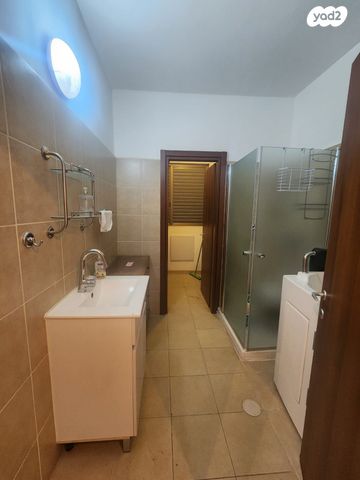 דירה, שדרות הרצל, המרכז האזרחי, רמלה