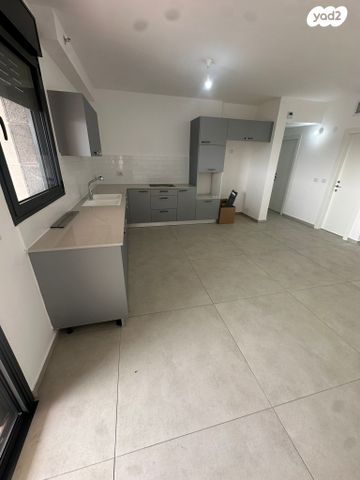 דירה, יערות הכרמל, נופי בן שמן, לוד