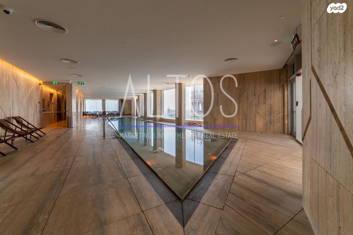 גג/ פנטהאוז, גרציאני יצחק, גני שרונה, קרית הממשלה, תל אביב יפו