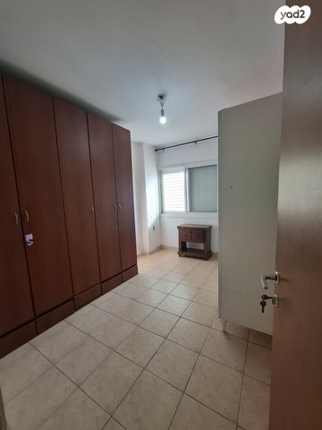 דירה, אסף שמחוני, גבעה א', שביט, קרית אתא