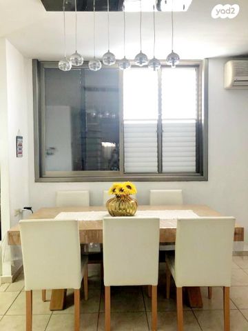 גג/ פנטהאוז, הרצליה