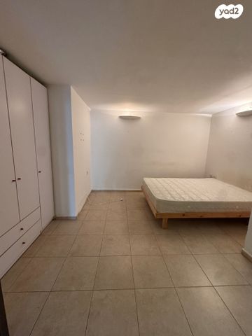 דירה, הרצל 108, פלורנטין, תל אביב יפו