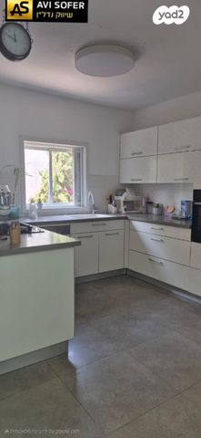 דירה, הכרמל, כפר סבא