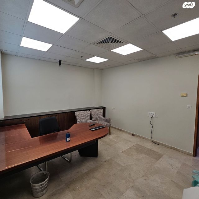 משרדים, שדרות בנימין 60, נתניה