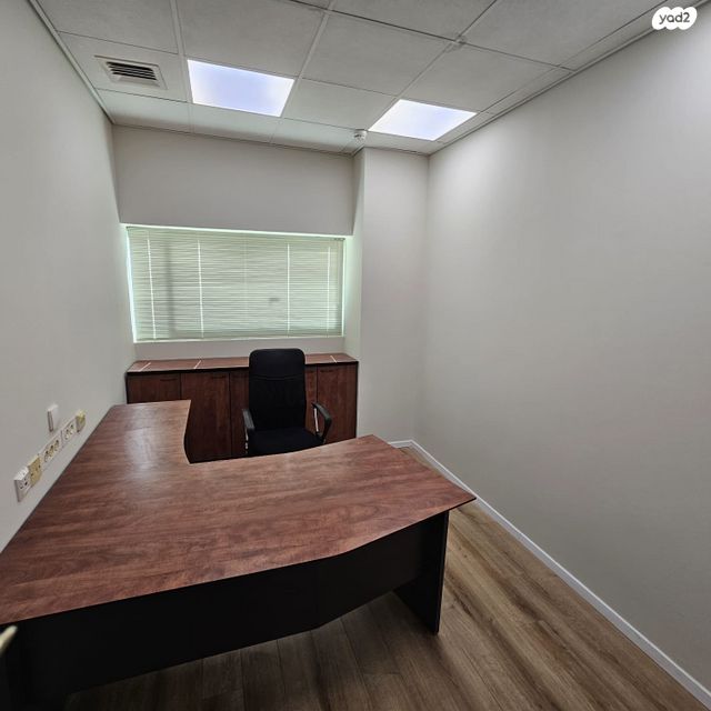 משרדים, שדרות בנימין 60, נתניה