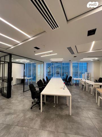 משרדים, דרך מנחם בגין, מונטיפיורי, הרכבת, תל אביב יפו