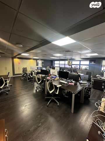 משרדים, יגאל אלון 102, תל אביב יפו