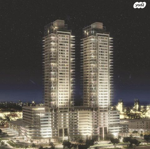 שדרות ירושלים 18