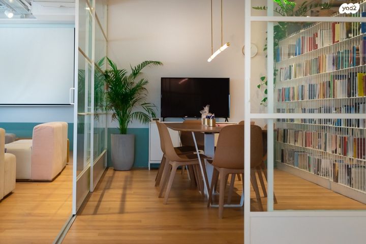 משרדים, חרושת, אזור תעשיה ומסחר, רמת השרון