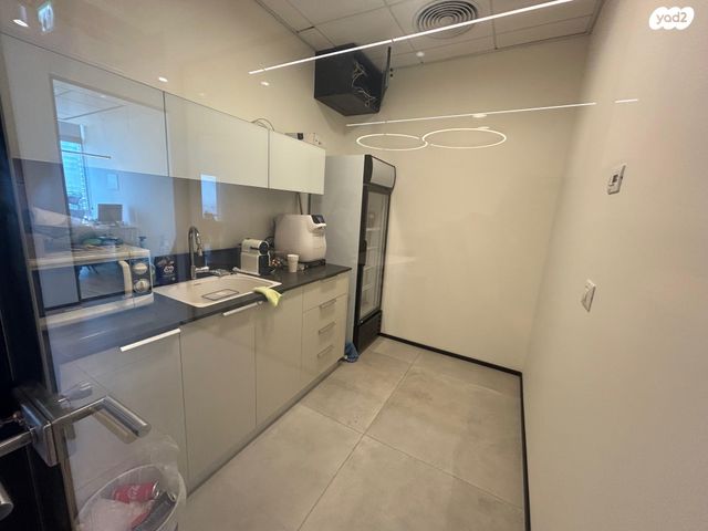 משרדים, דרך ששת הימים 2, בני ברק