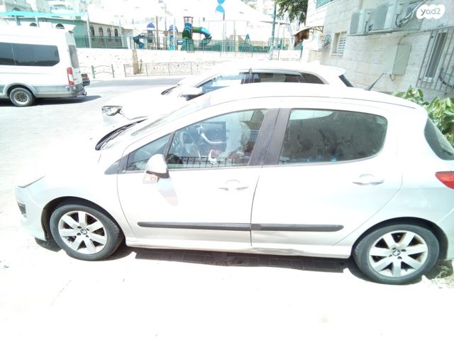 308 Access אוט׳ 1.6 (120 כ״ס)