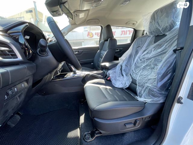 איסוזו די-מקס