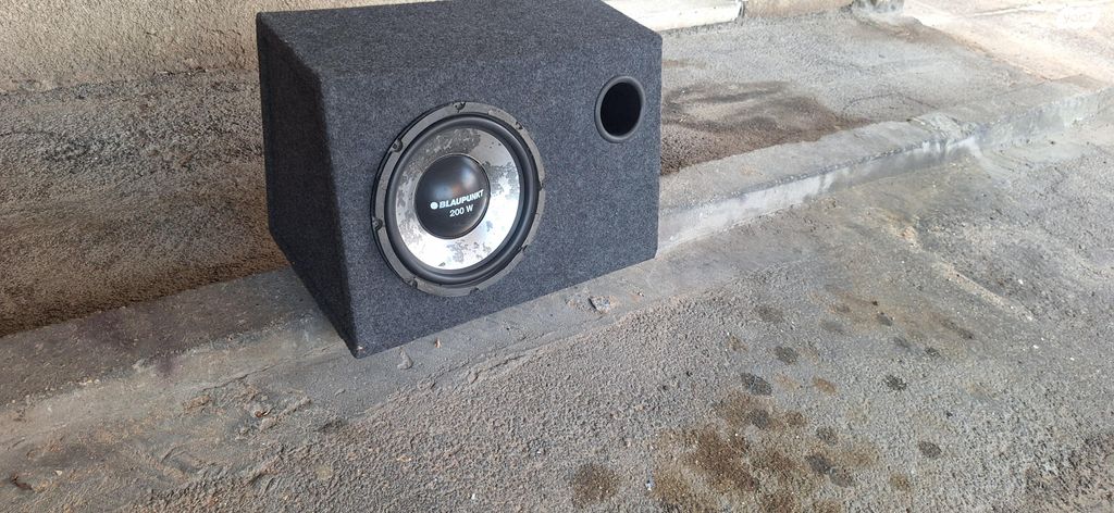 feedItemObj.data.row_1