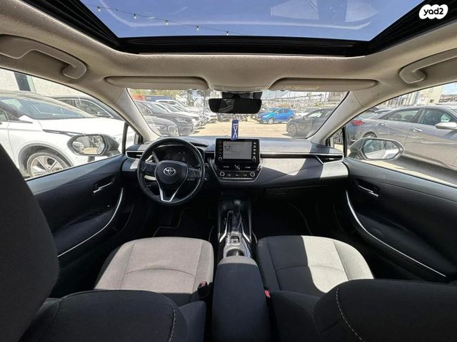 טויוטה קורולה