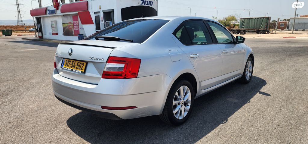 סקודה אוקטביה 