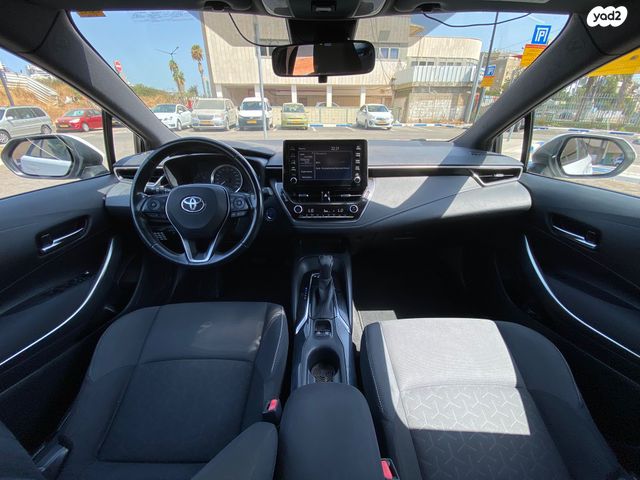 טויוטה קורולה