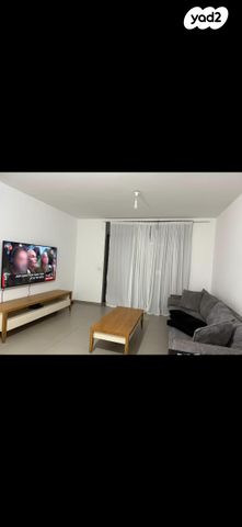 דליה רביקוביץ 2