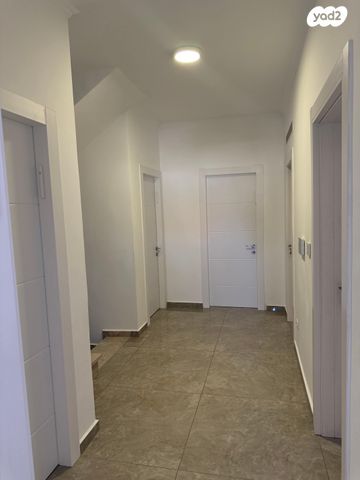 בית פרטי/ קוטג', המלקוש 1, גן יבנה מערב, גן יבנה