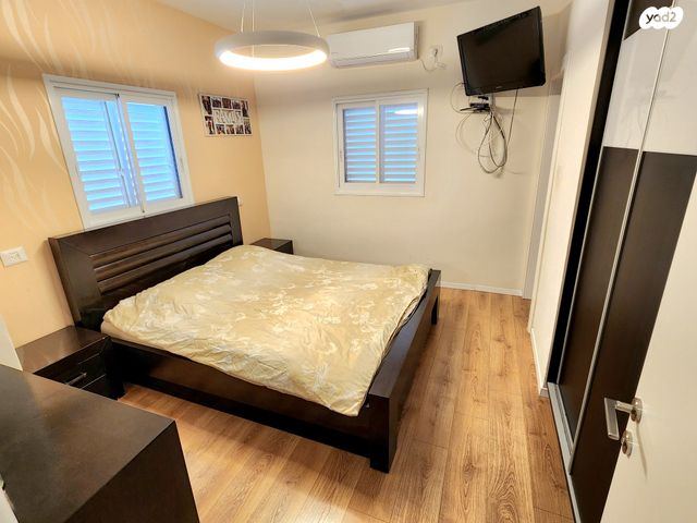 דירה, הרצליה