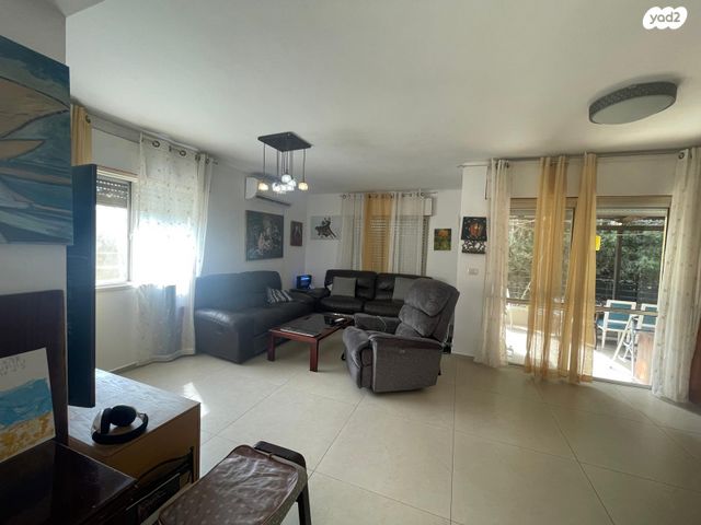 בית פרטי/ קוטג', בית אריה / עופרים