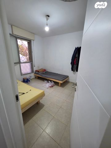 דירה, עתניאל בן קנז, השופטים, קרית גת