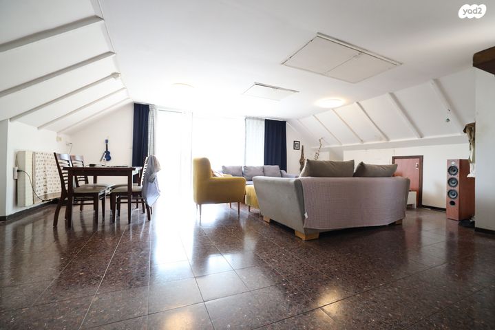 בית פרטי/ קוטג', מוצא עילית, מוצא עילית