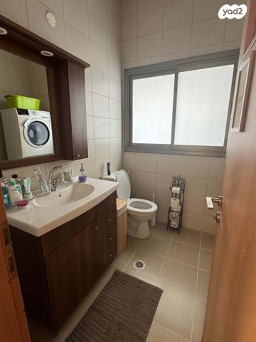 דירה, החי"ל 10, נגבה, רמת גן