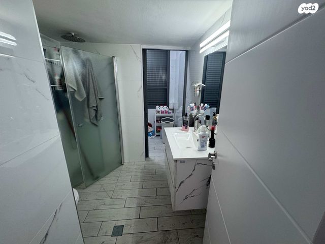 דירה, השומר, קרית אתא