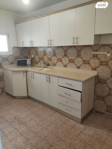 העלייה הראשונה 1