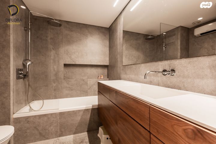 דירה, רב אשי, נווה אביבים, תל אביב יפו