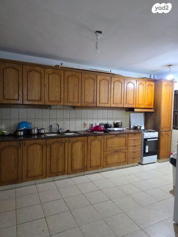 דירה, עתניאל בן קנז, השופטים, קרית גת