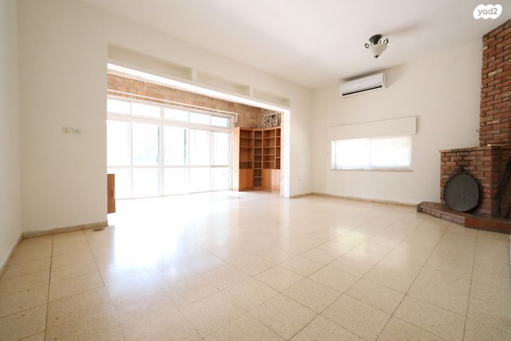 בית פרטי/ קוטג', מוצא עילית, מוצא עילית