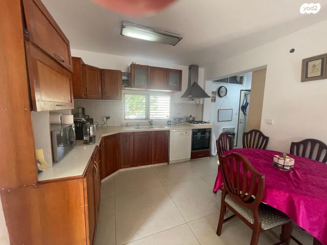 בית פרטי/ קוטג', בית אריה / עופרים