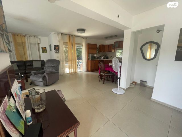 בית פרטי/ קוטג', בית אריה / עופרים