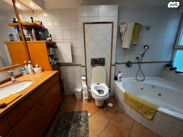 בית פרטי/ קוטג', קרית חיים מזרחית, חיפה