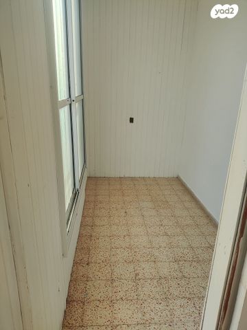 דירה, העלייה הראשונה 1, מרכז העיר, חדרה