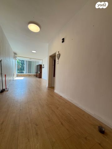 דירה, הנרייטה סולד 39, מרכז העיר, סביניה, הוותיקה, קרית ביאליק