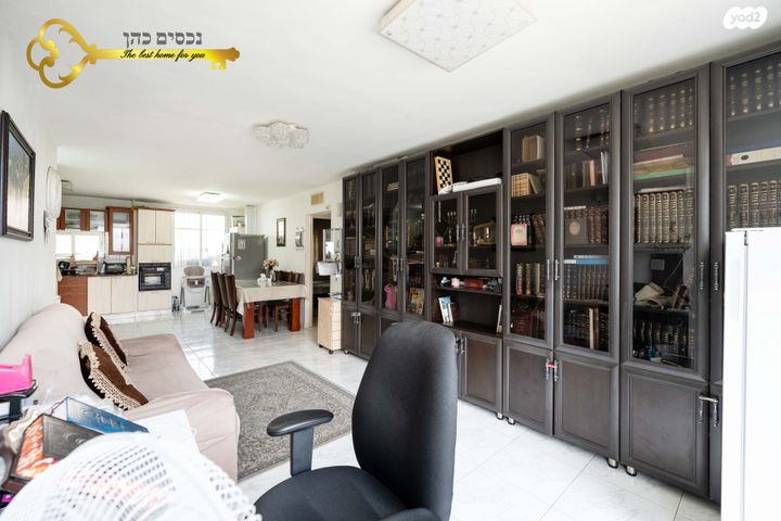 דירה, עטרות 10, קרית שרת מערב, חולון