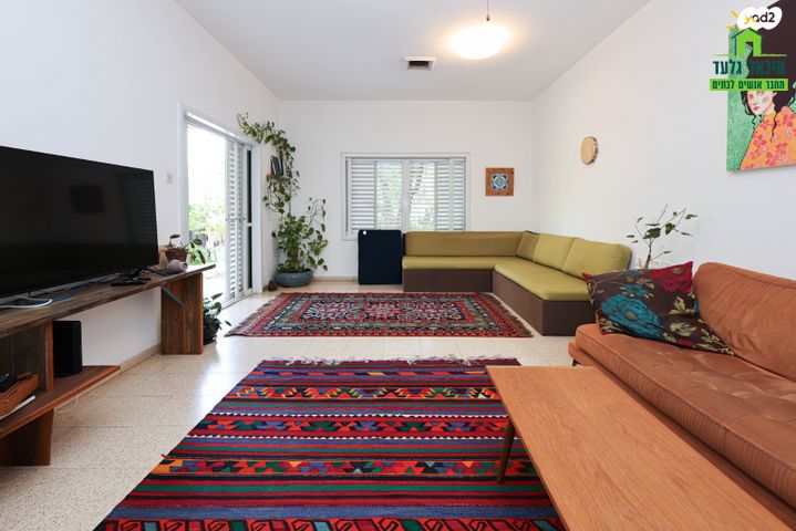 בית פרטי/ קוטג', חופית