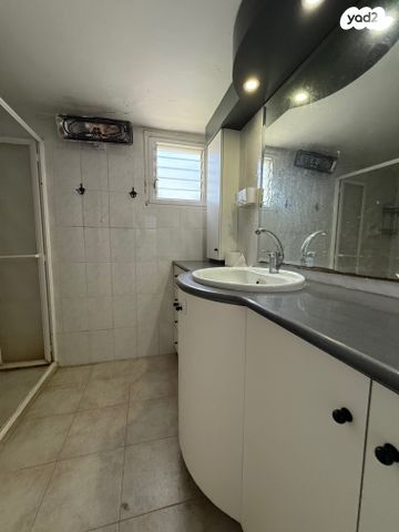 דירה, הנרייטה סולד 39, מרכז העיר, סביניה, הוותיקה, קרית ביאליק