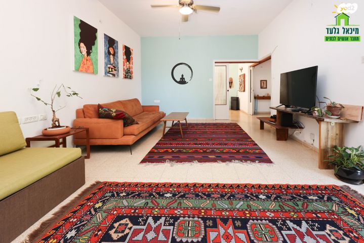 בית פרטי/ קוטג', חופית