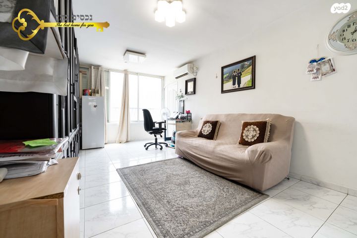 דירה, עטרות 10, קרית שרת מערב, חולון