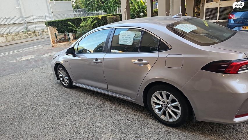 מודעת רכב טויוטה קורולה