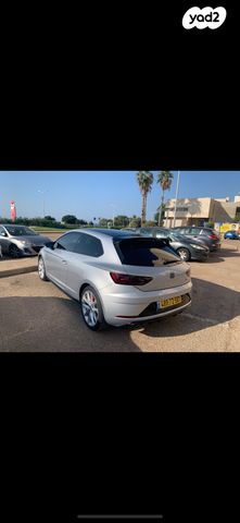 מודעת רכב סיאט לאון