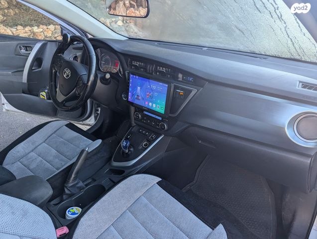 טויוטה אוריס