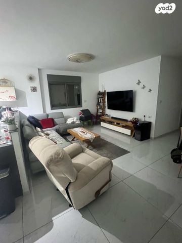 גג/ פנטהאוז, וייצמן 127, עין שרה, נהריה