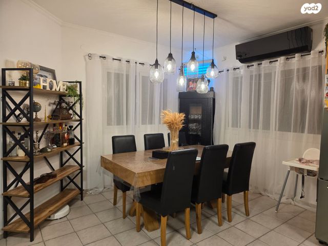 דו משפחתי, הרדוף 1, יבנאל, יבנאל