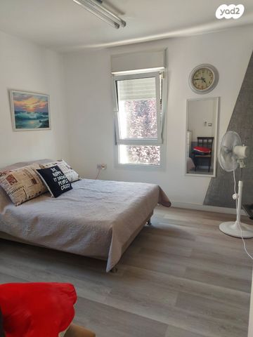 בית פרטי/ קוטג', המהרי"ץ 3, גבעת אביב, גדרה